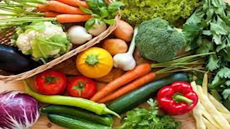 أطعمة غنية بمضادات الأكسدة تقي من الأمراض المزمنة